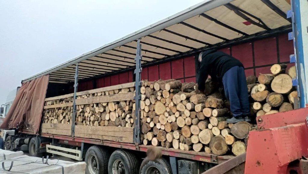 Благодійники передали тверде паливо для обігріву осель переселенців Херсонщини