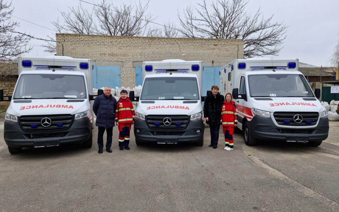 Автопарк Центру екстреної допомоги Херсонщини поповнився трьома сучасними реанімобілями