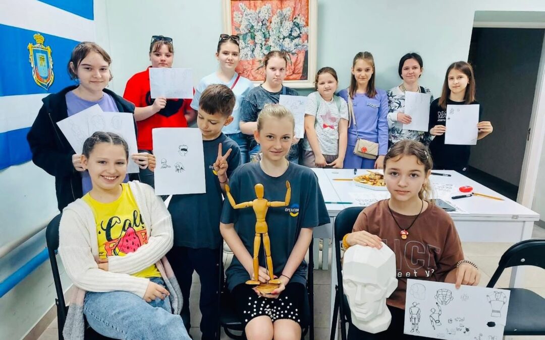 У Херсоні тривають творчі заняття для дітей в межах проєкту Active Kids Kherson