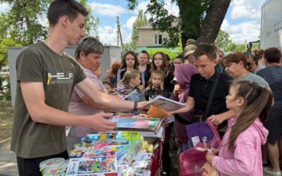 Дітям Херсонщини передали подарунки від дітей Києва