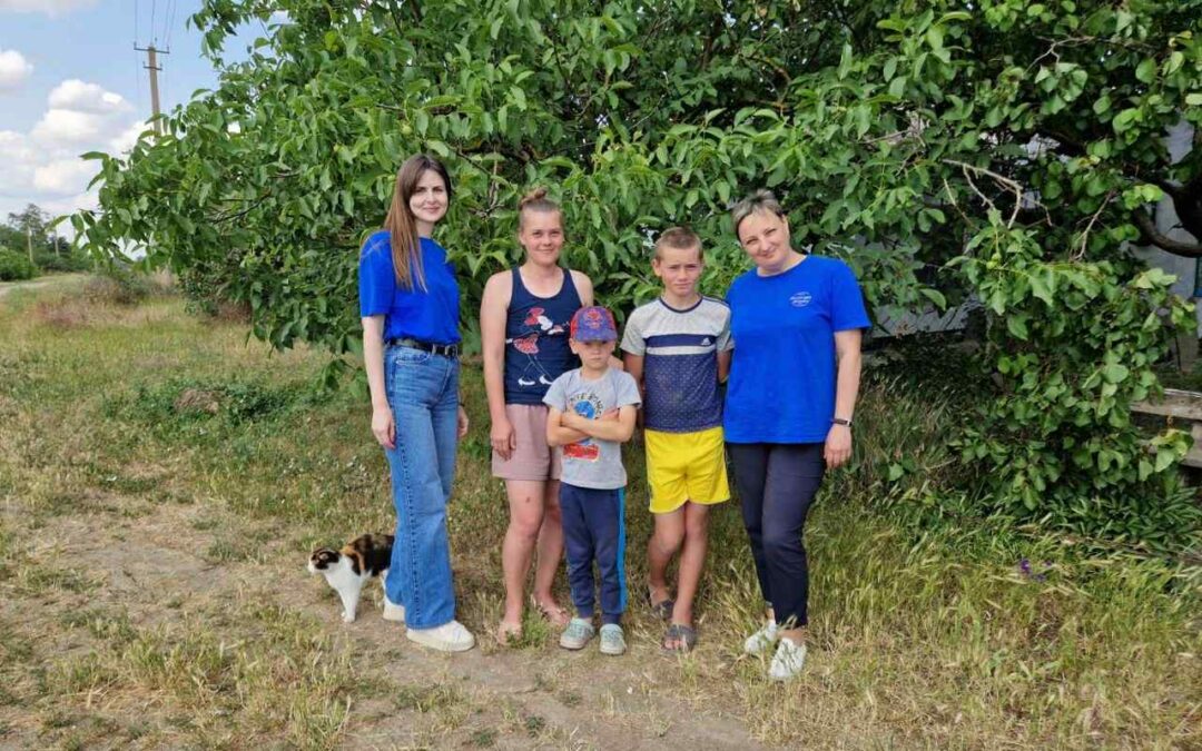 “Ми переїжджали декілька разів, але скрізь нас доганяли обстріли”: історія Ірини про життя на новому місці та психосоціальну підтримку від мобільної бригади ЮНІСЕФ