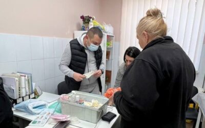 Фахівці дитячої обласної лікарні продовжують виїзні прийоми