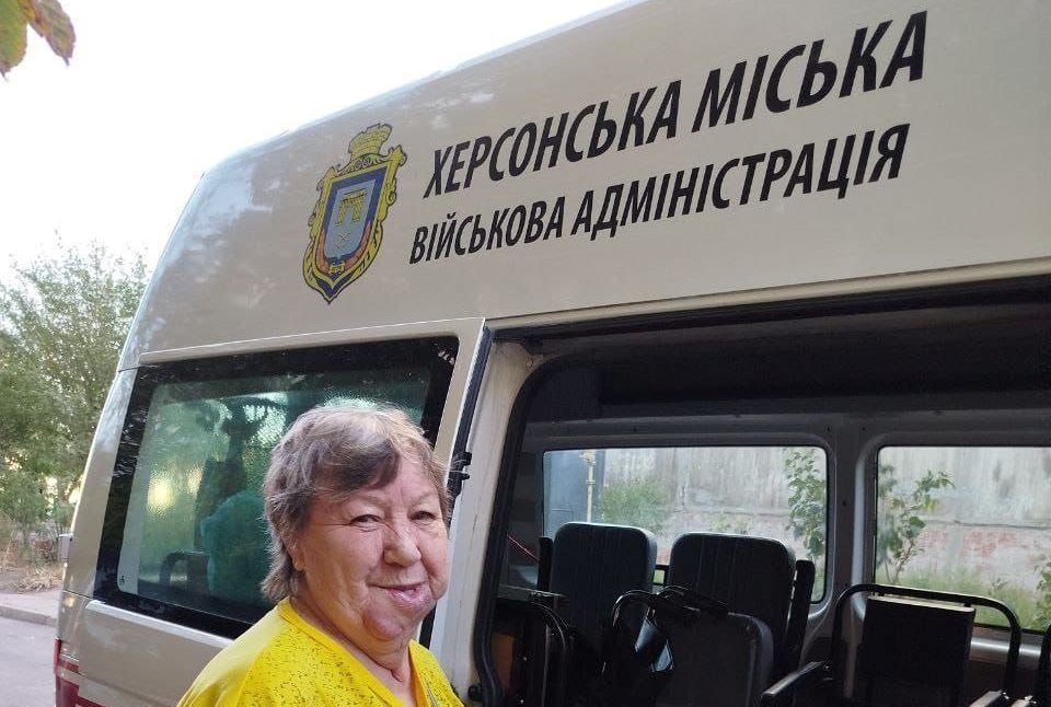 Триває робота проєкту “Соціальне таксі” у Херсонській громаді