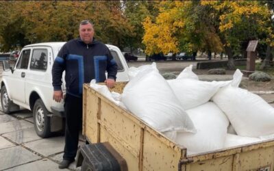 Нідерландські благодійники передали допомогу пасічникам Нововоронцовської громади
