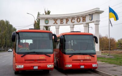 Херсонська громада отримала два пасажирські автобуси