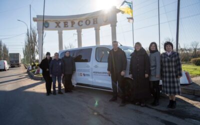 Херсонська громада отримала автомобіль для роботи мобільної бригади соціально-психологічної допомоги