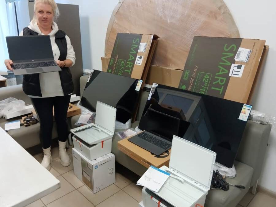 На Херсонщині робочі групи з громадської безпеки та відновлення отримали необхідну техніку