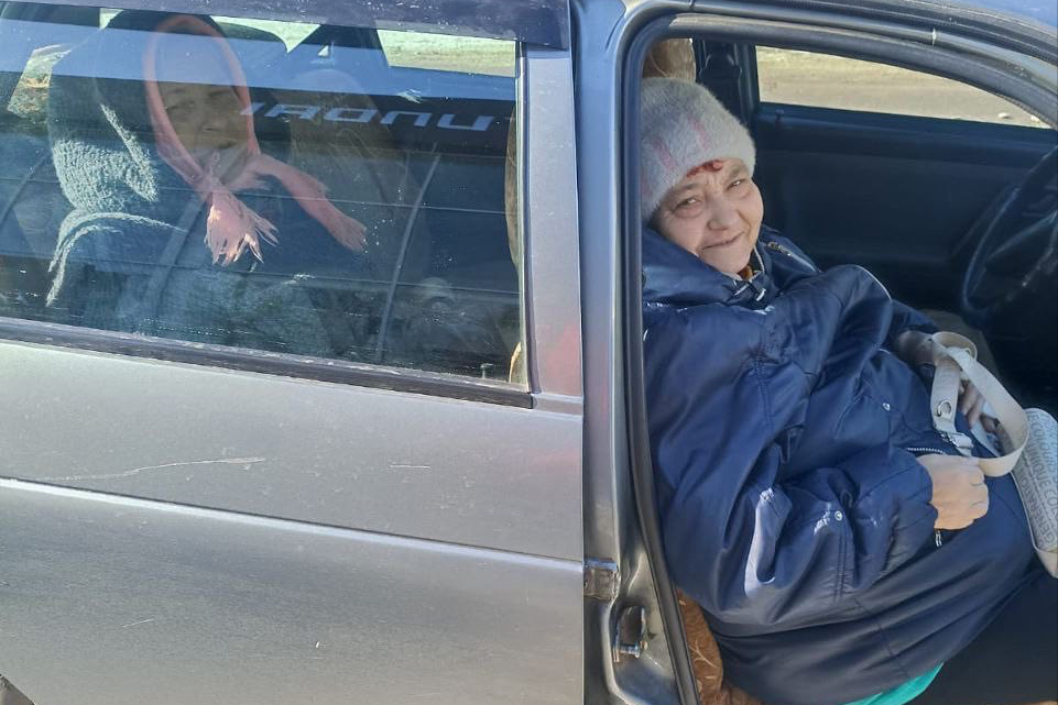 У Херсонській громаді продовжує діяти послуга “Соціальне таксі”