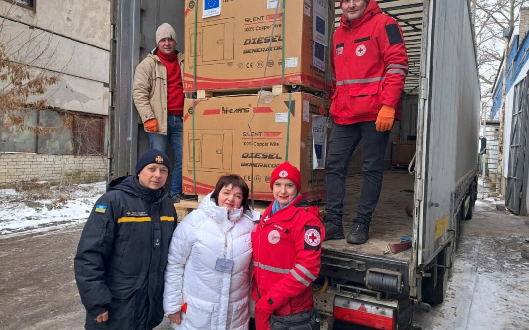 Громади Херсонщини отримали понад три десятки генераторів від партнерів