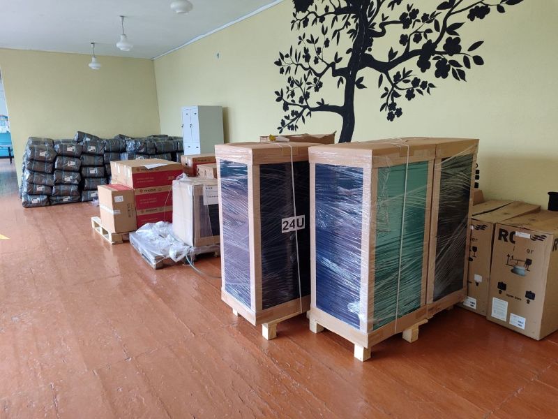 Білозерська громада отримала обладнання від благодійників