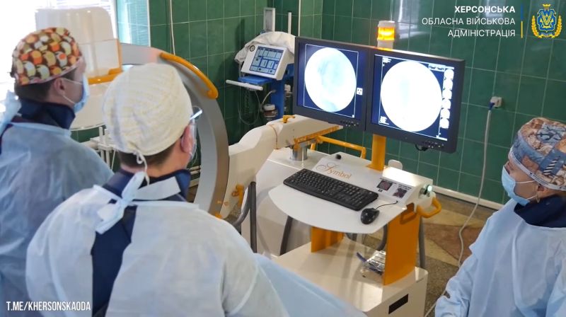 Херсонцям допомагають лікарі з Полтавщини та Закарпаття