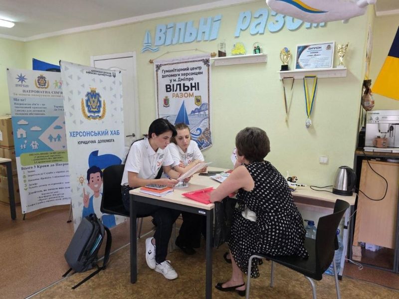 Хаб у Дніпрі продовжує допомагати ВПО з Херсонщини