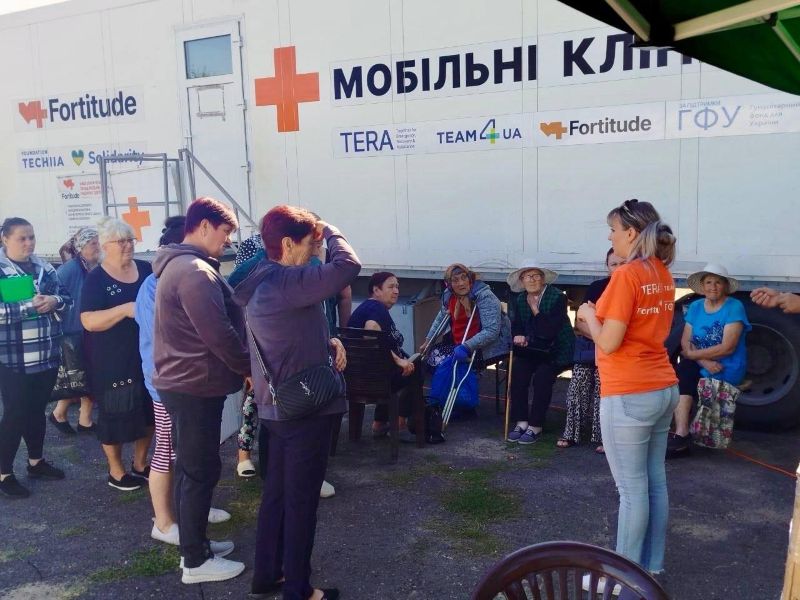 Мобільна клініка працює на Херсонщині